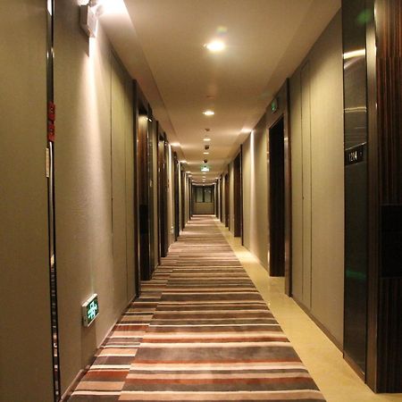 SLOWCOM·Gangrun Pa Zhou Apartment Guangzhou Bagian luar foto